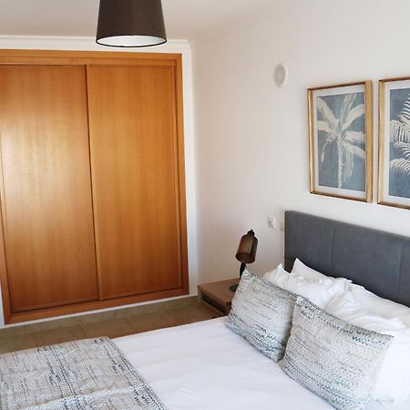 3 Bedroom Apartment With Indoor Pool Central Lagos Zewnętrze zdjęcie