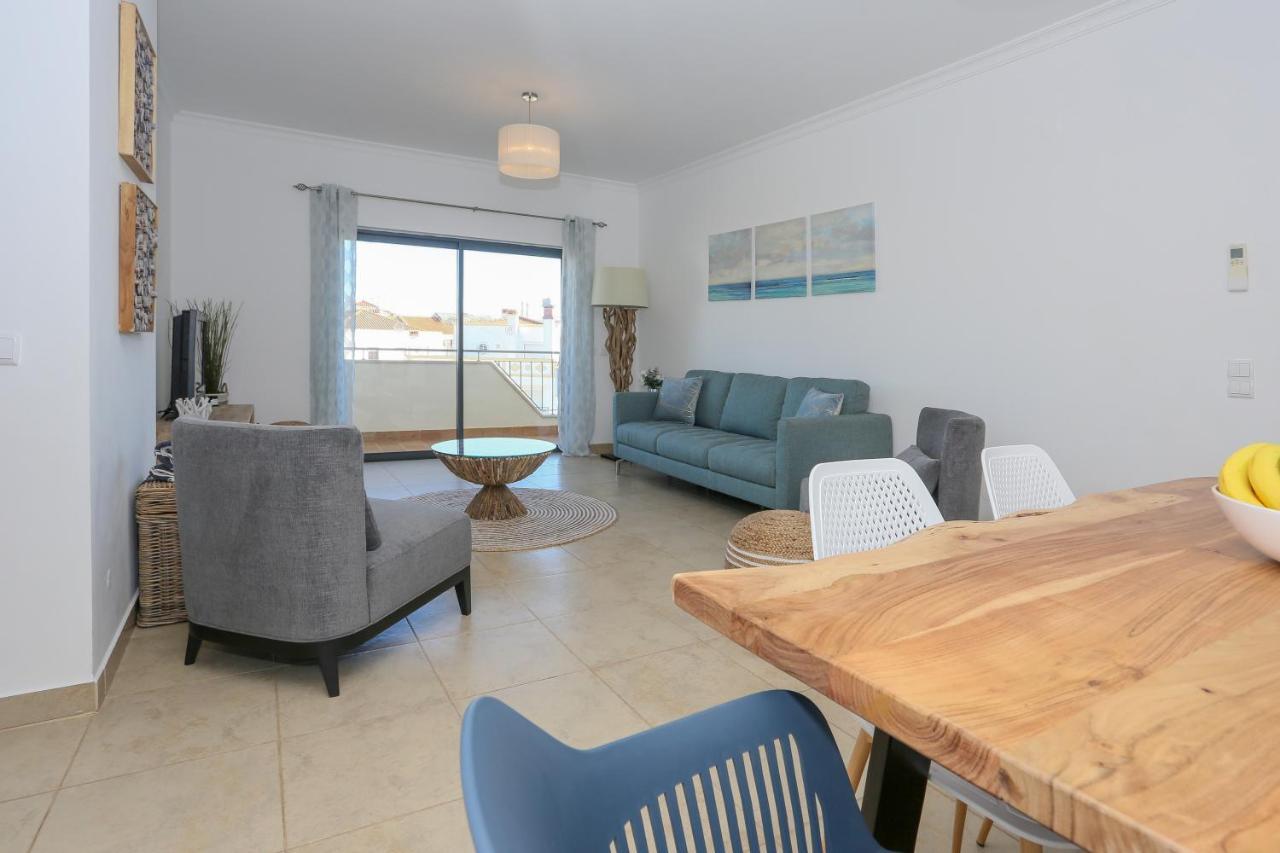 3 Bedroom Apartment With Indoor Pool Central Lagos Zewnętrze zdjęcie