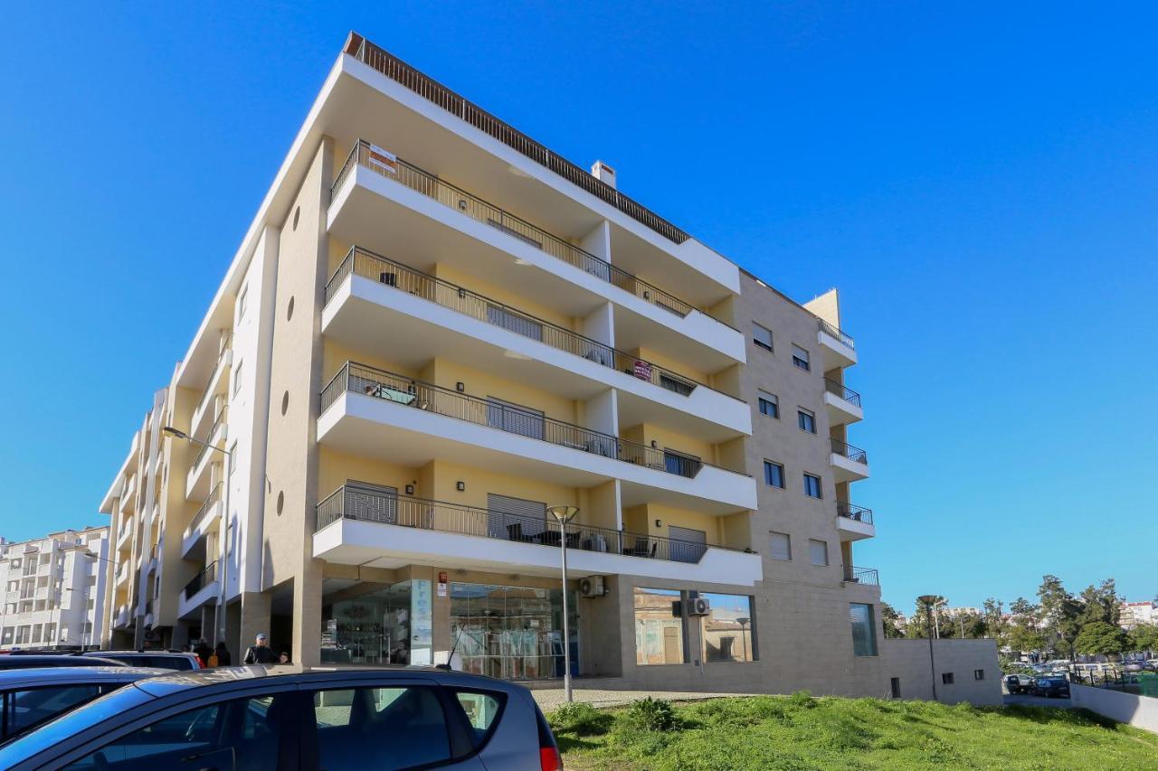 3 Bedroom Apartment With Indoor Pool Central Lagos Zewnętrze zdjęcie
