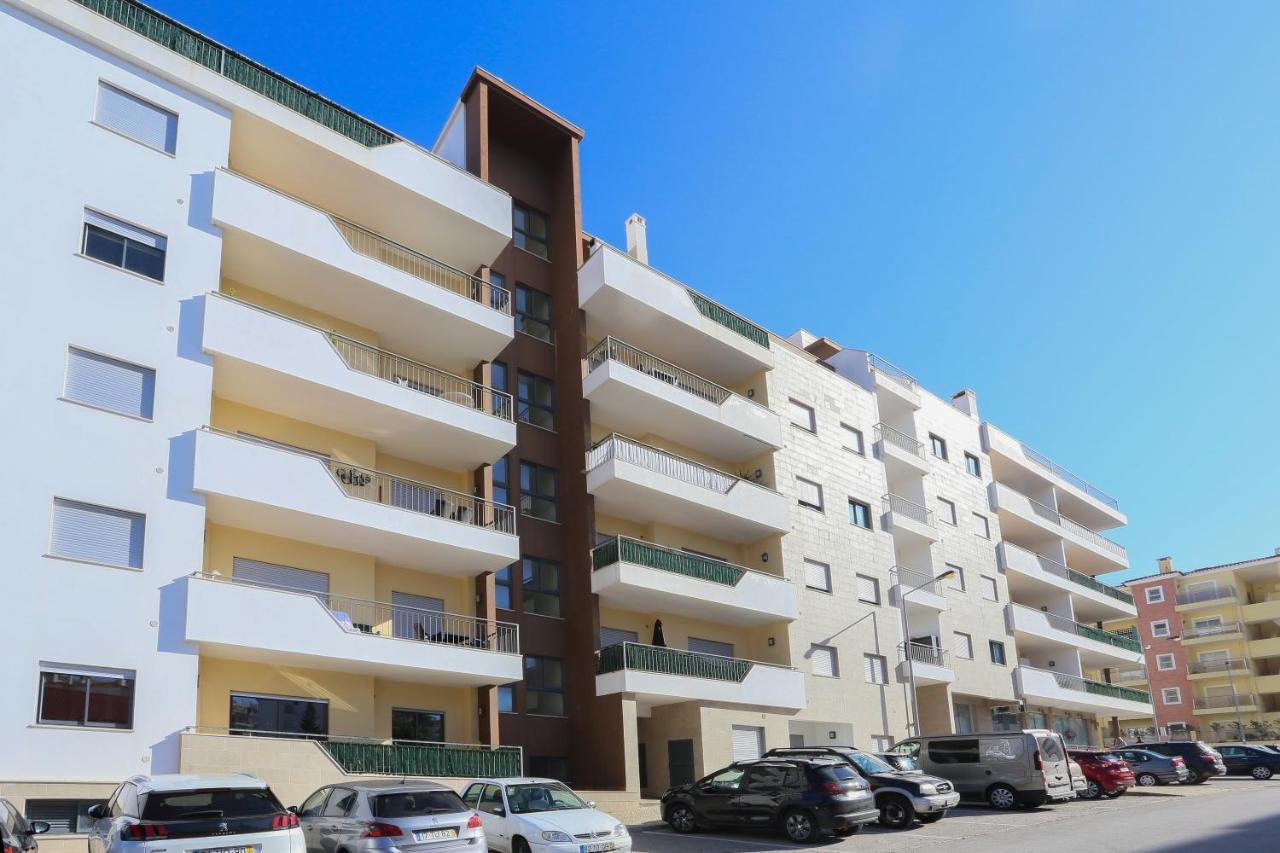 3 Bedroom Apartment With Indoor Pool Central Lagos Zewnętrze zdjęcie