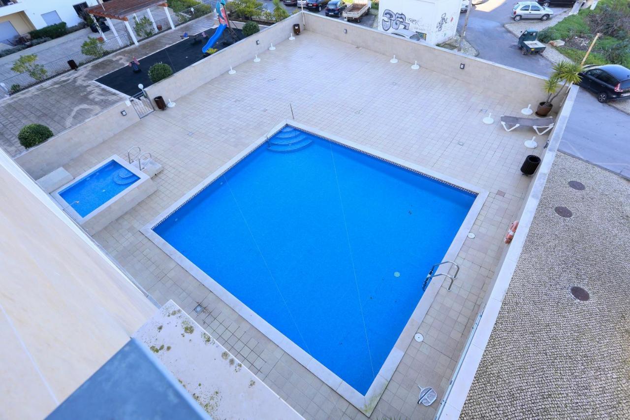 3 Bedroom Apartment With Indoor Pool Central Lagos Zewnętrze zdjęcie