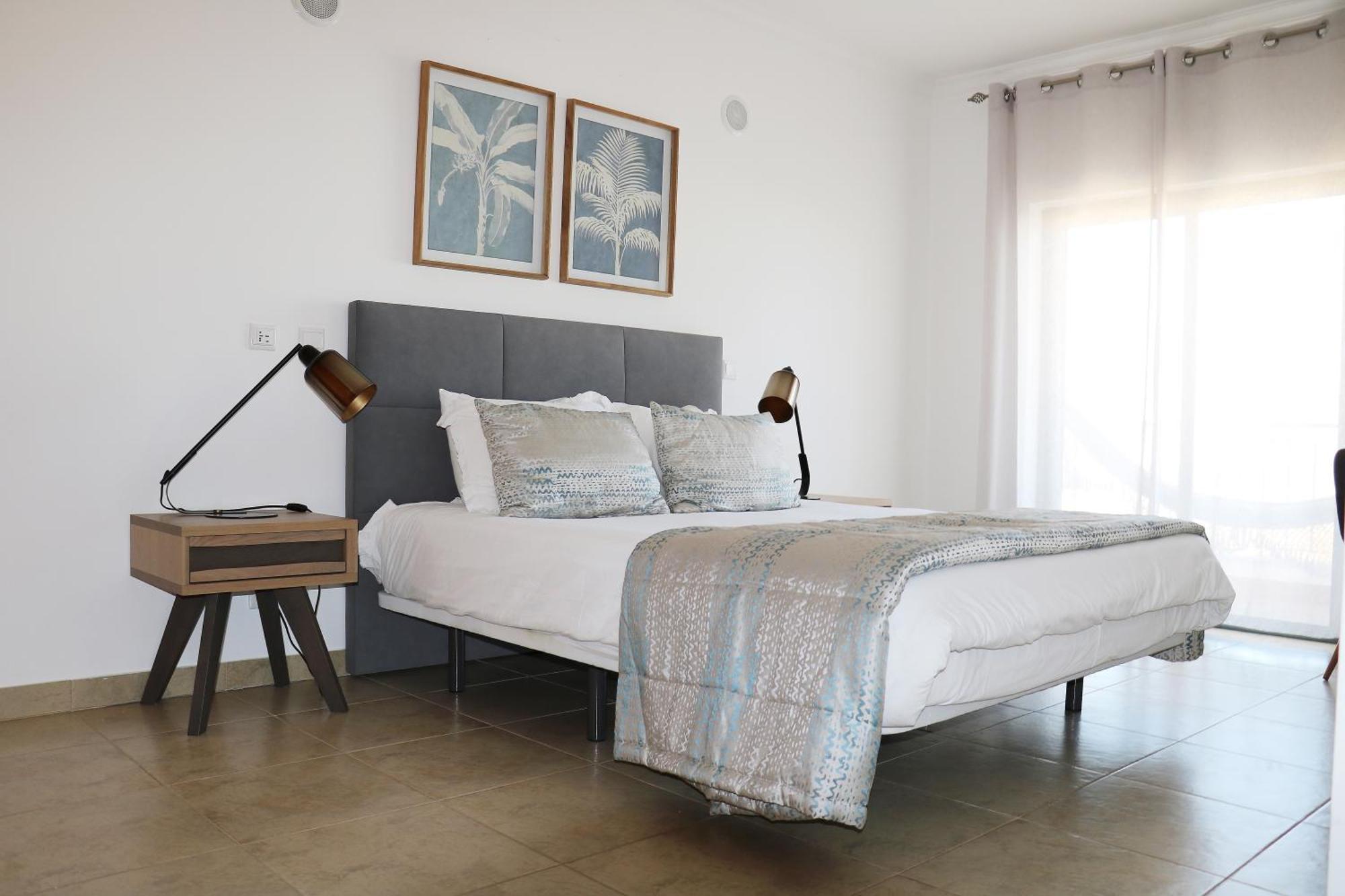 3 Bedroom Apartment With Indoor Pool Central Lagos Zewnętrze zdjęcie