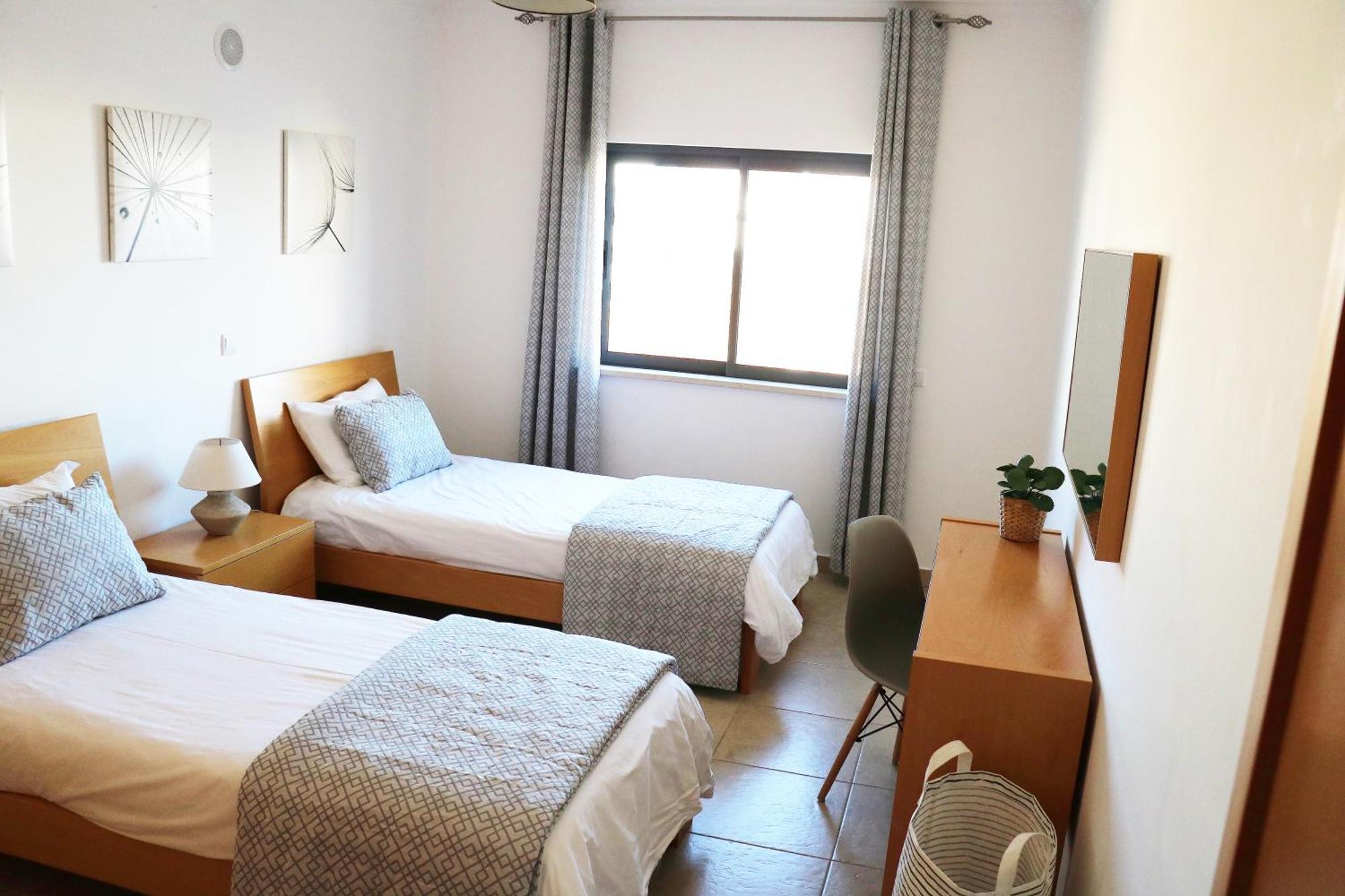 3 Bedroom Apartment With Indoor Pool Central Lagos Zewnętrze zdjęcie